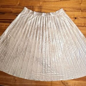 Maeve Gold Pleated Skirt; Size: L; Slightly used
